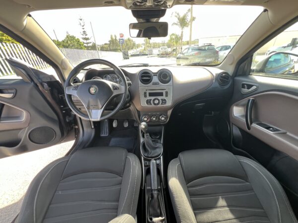 Alfa Romeo MiTo 1.4 cc Benzina 69 CV - immagine 11