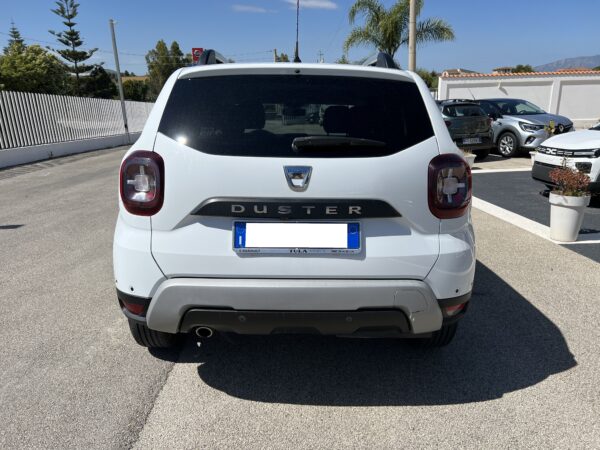 Dacia Duster 1.5 CC Diesel 110 CV - immagine 6