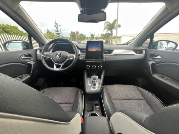Renault Captur 1.6 PLUG-IN HYBRID 160 CV - immagine 11