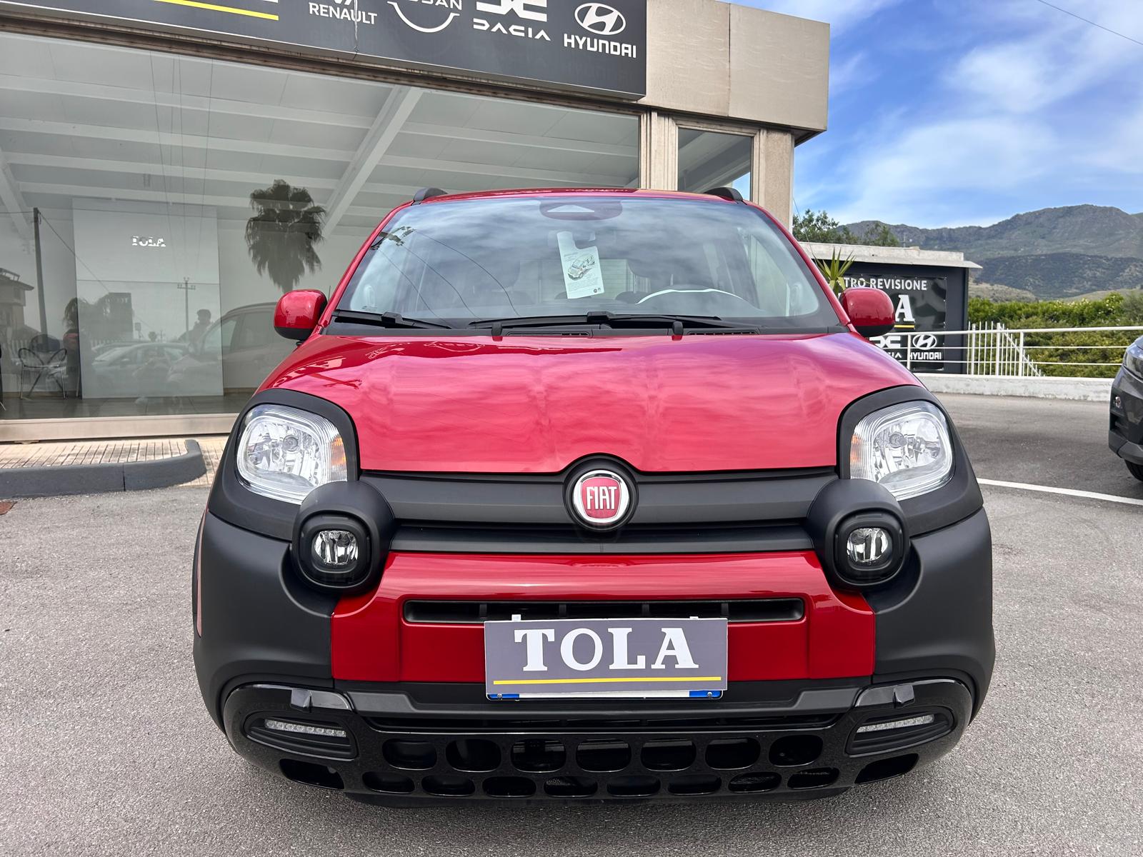 FIAT PANDA 1.0 FIRE FLY 70 CV S&S HYBRID €. 14.950,00