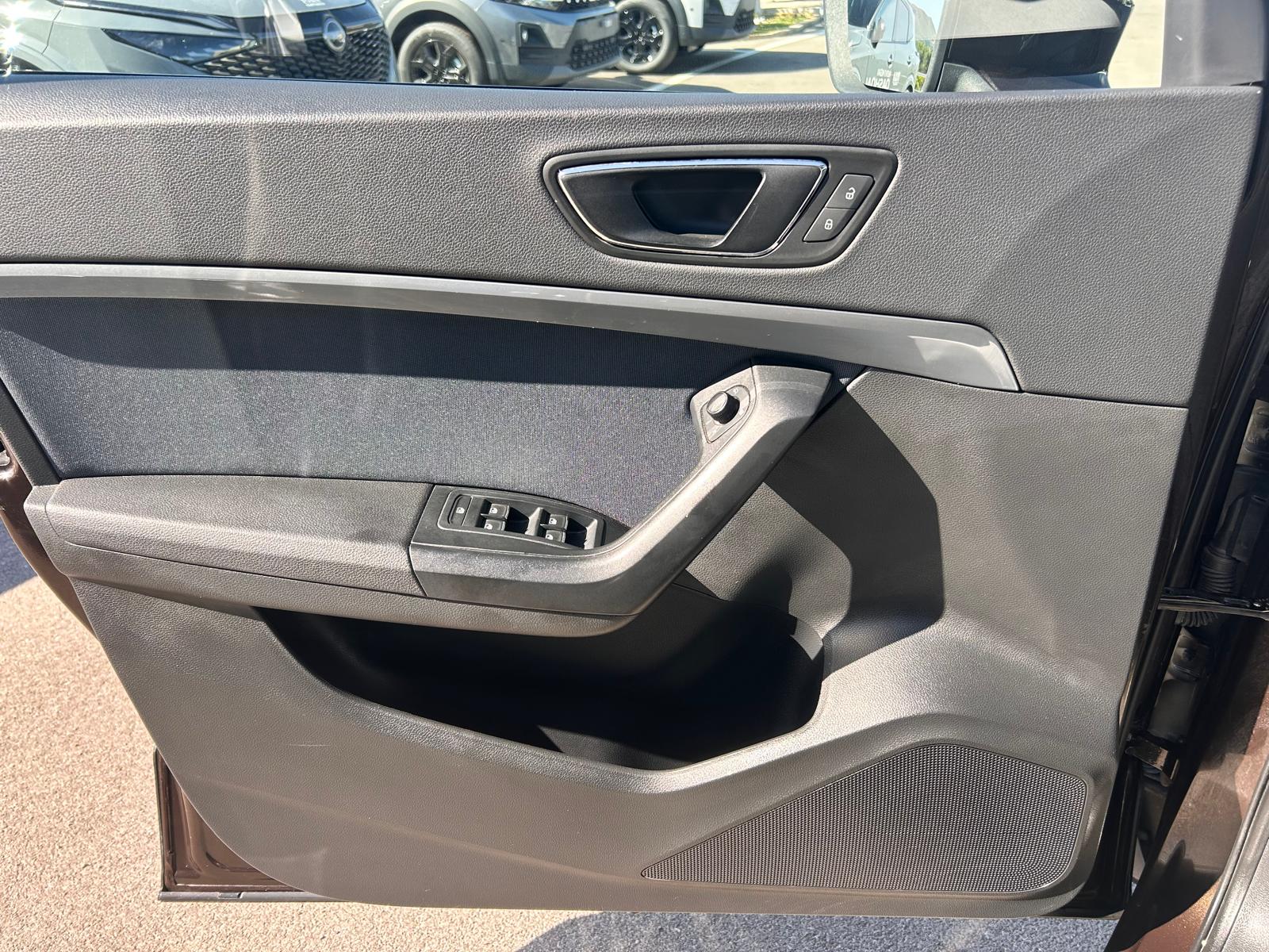 SEAT ATECA BUSINESS 1.6 DIESEL €. 12.500,00 - immagine 12