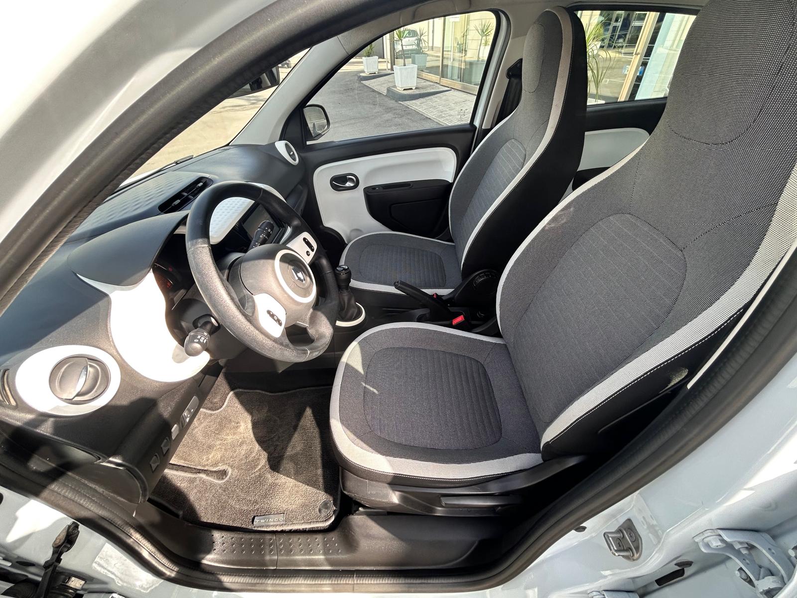 RENAULT TWINGO URBAN NIGHT 1.0 CC €.12.900,00 - immagine 14