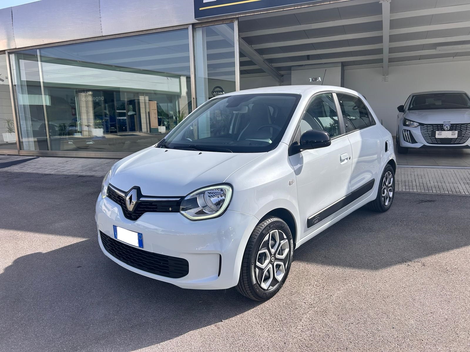 RENAULT TWINGO URBAN NIGHT 1.0 CC €.12.900,00 - immagine 2