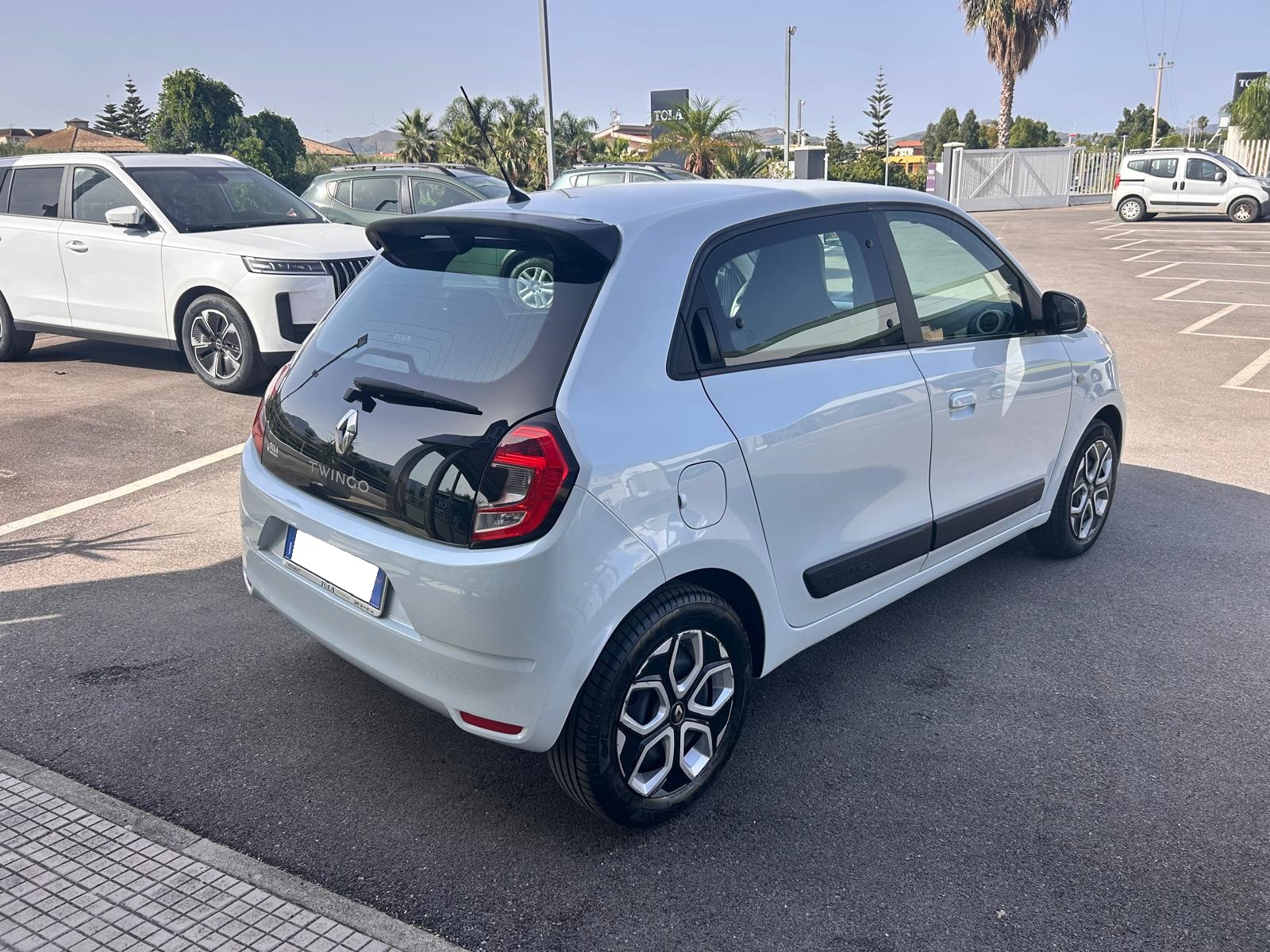 RENAULT TWINGO URBAN NIGHT 1.0 CC €.12.900,00 - immagine 9