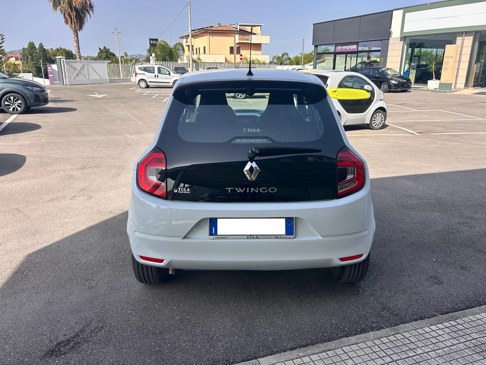 RENAULT TWINGO URBAN NIGHT 1.0 CC €.12.900,00 - immagine 5